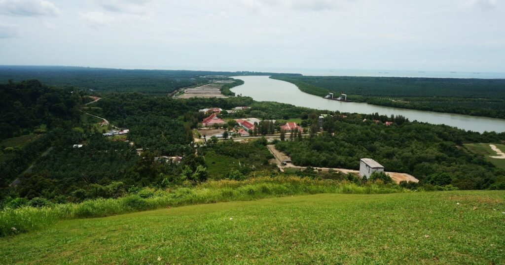 view jugra hills