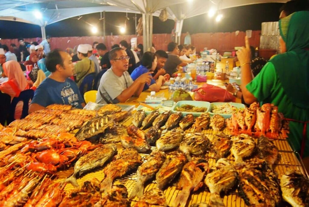 seafood sinsuran night market